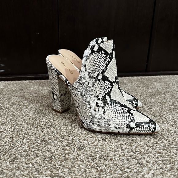 ALDO Snakeskin Mule Heels - size 8.5 - Picture 7 of 9